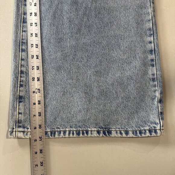 Levis Jeans Women 31 Blue 94 Baggy Wide Leg Mid Rise Distressed Light Wash Denim - Picture 9 of 11